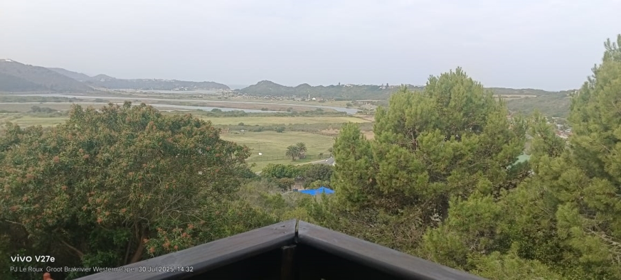6 Bedroom Property for Sale in Groot Brakrivier Central Western Cape